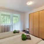 Fuchsmichelhof 2 *