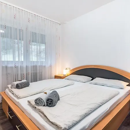 Fuchsmichelhof 2 Apartment Seebach